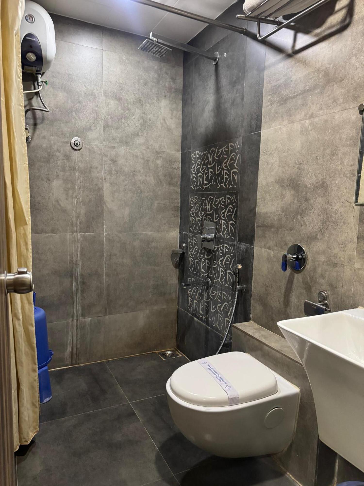 Hotel Kabir Ahmadabad Zewnętrze zdjęcie